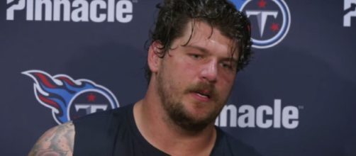 Lewan wants ultimate honor for Brady (Image source: Tennessee Titans/YouTube)