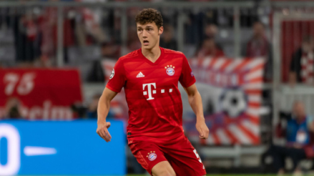 Inter, idea Pavard per il dopo Dumfries.