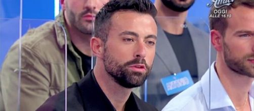Uomini e donbe, chi è Andrea Foriglio, il corteggiatore di Nicole: ha 31 anni ed è l'osteopata dei Vip.