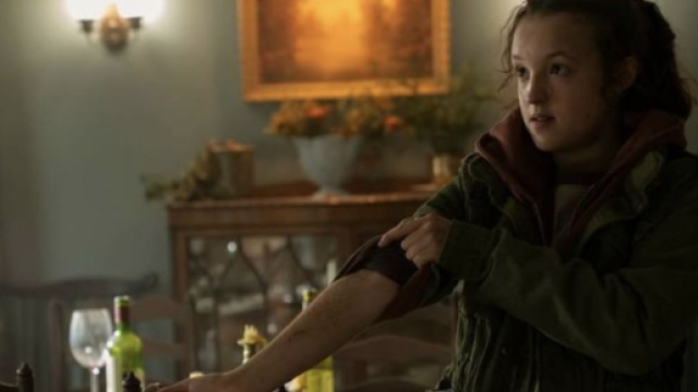 Avec l'acteur Pedro Pascal, Bella Ramsey est la protagoniste de l'histoire. @thelastofus