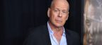 Photogallery - Bruce Willis tem comportamento agressivo e não reconhece mãe, diz parente