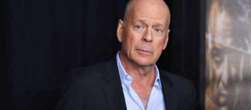 "Bruce Willis está agressivo e não reconhece a mãe", diz prima da mãe do ator - Galeria Blasting News