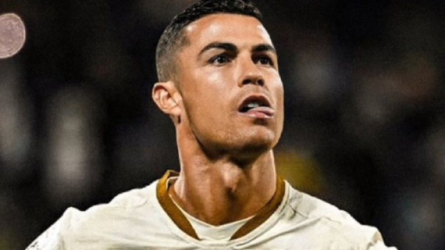 Cristiano Ronaldo sous les couleurs d'Al-Nassr (capture Twitter @Football__Tweet)