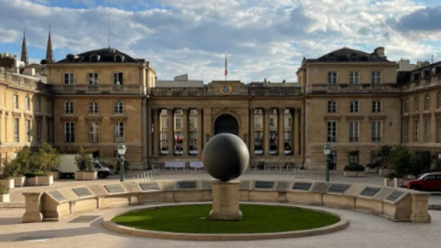 L'ext&eacute;rieur de l'Assembl&eacute;e nationale (Screenshoot Instagram @assembleenationale)
