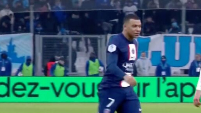 Mbappé a provoqué Balerdi lors d'OM-PSG au Vélodrome. (screenshot Twitter - @HRivayrand)