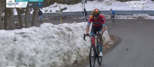Tirreno Adriatico, Damiano Caruso al comando sulla salita di Sassotetto.