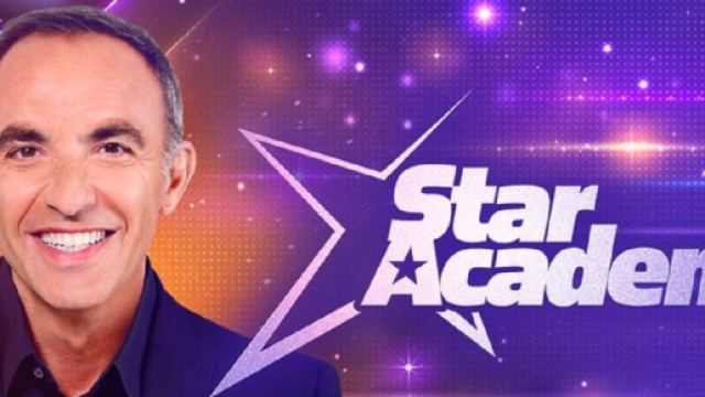 Nikos Aliagas, le présentateur de Star Academy (Screenshot Twitter @staracademytf1)