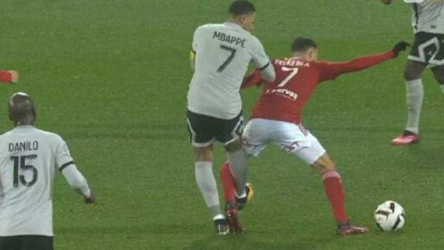 Kylian Mbappé contre Brest (capture Twitter Be Football)