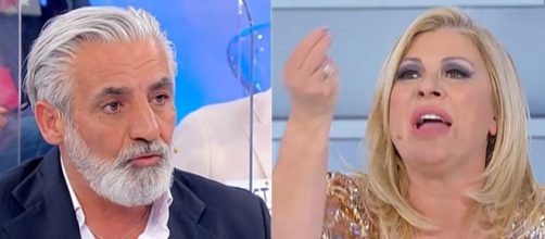 Uomini e Donne, Biagio punge Tina con un brano: 'Chi si crede, è solo una bambina.