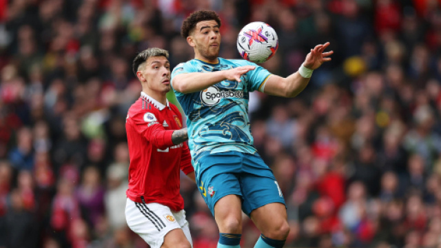 Arsenal et City au coude à coude, United cale à Southampton. screenshot twitter @Premier League