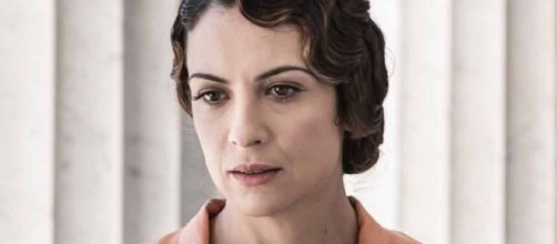 Il Commissario Ricciardi 2, l'attrice di Livia: 'Commetterà errori e inizierà a bere'.