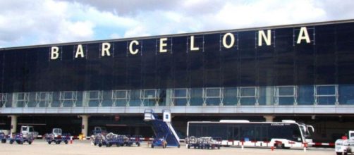 La familia fue interceptada en el Aeropuerto del Prat en Barcelona (AENA)