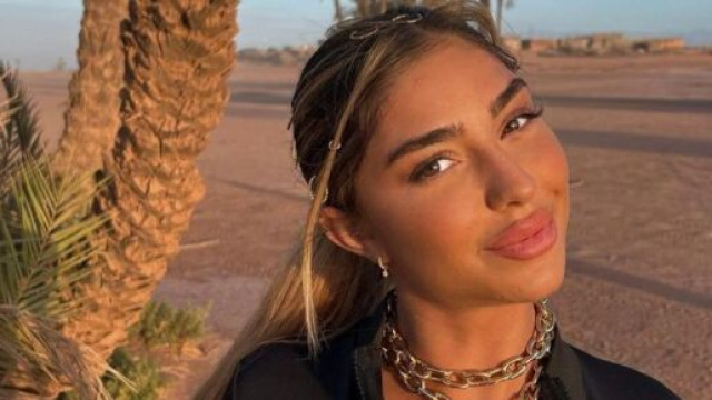 Cynthia en séjour à l'étranger (Instagram: @iam_thiaaa)