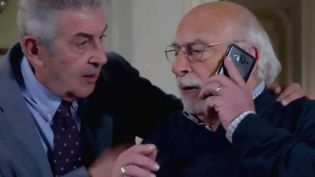 Un posto al sole, Renato (Marzio Honorato) e Otello (Lucio Allocca)