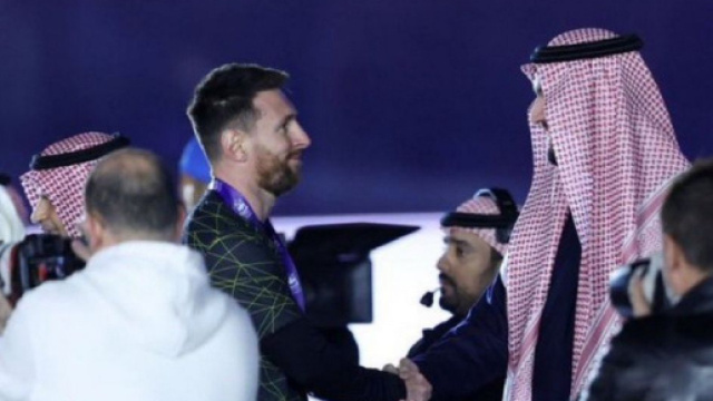 Messi pourrait rejoindre Ronaldo en Arabie Saoudite. (Screenshot Twitter @WeAreMessi)