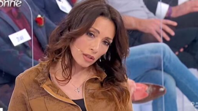 Uomini e donne, Desdemona passa alle vie legali