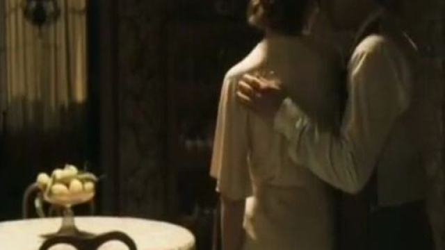 Colombo de Il Commissario Ricciardi.