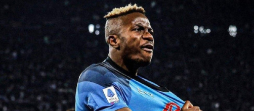 Victor Osimhen sous les couleurs de Naples (capture Twitter @onvoittout)