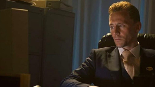 Tom Hiddleston sera toujours le personnage principal de la saison 2 de « The Night Manager » (Screenshoot Twitter @PrimeVideoIN)