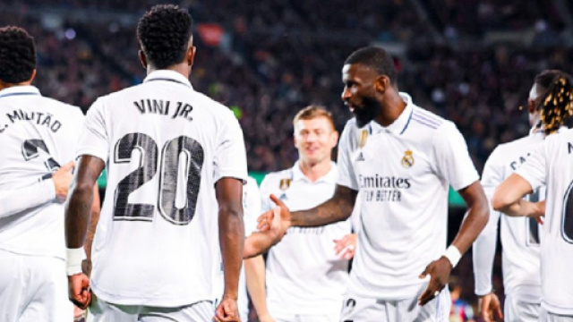 L'attaquant du Real Madrid, Vinicius Jr, a marqu&eacute; un but contre le FC Barcelone (Screenshoot Twitter @realmadrid)