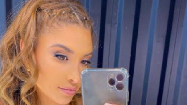 La candidate de télé-réalité Mélanie Dedigama (Screenshot Instagram @meldedigama)