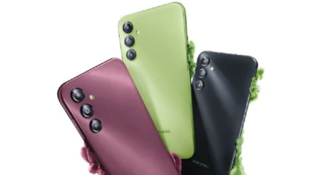 Le cellulaire devrait &ecirc;tre propos&eacute; en couleur argent, bourgogne, noir et citron vert. (Screenshoot Twitter @Gadgets360)