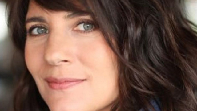 Estelle Denis, l'animatrice RMC (capture Twitter @DenisEstelle)