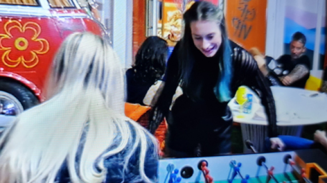 GFVip7, Micol infastidita da un'insinuazione di Nikita: 'Non devo invidiare niente' (Clip).