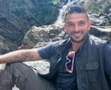 Julien et toute la famille Tanti atteinte d'un étrange virus : il se lève le visage très boursoufflé. (Crédit : Instagram @julientantiplein)