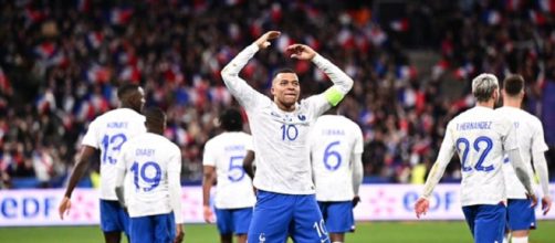 France Pays Bas Capitanat Gros Match Kylian Mbappé Encensé Par Ses Coéquipiers 