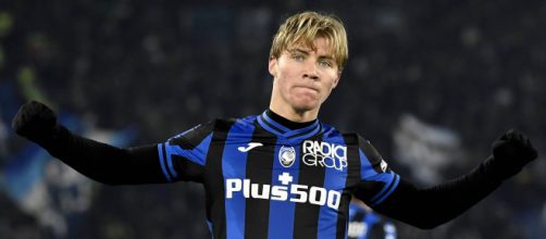 Mercato Juventus: in caso di partenza di Vlahovic, si pensa a Rasmus Hojlund dell'Atalanta