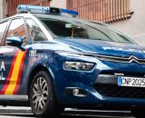 Los agentes de la Policía Nacional trasladaron a los detenidos hasta una dependencia (Twitter, policia)