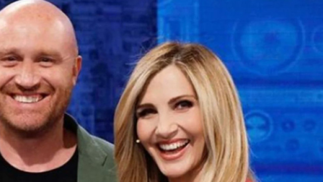 Amici 2023, Lorella Cuccarini e Zerbi stroncati come prof: 'Non possono insegnare canto'.