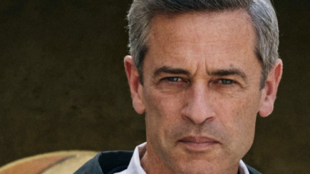 Il Paradiso delle signore, Ezio vuole che Gemma affidi a lui e Veronica il bambino.