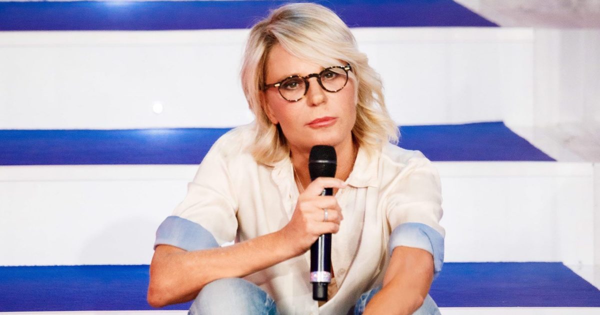 Uomini e donne, quando finisce su Canale 5 il talk chiude a maggio, poi Temptation Island Uomini e donne, quando finisce su Canale 5 il talk chiude a maggio, poi Temptation Island