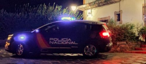 Agentes de la Policía Nacional detuvieron a la pareja acusada de abusar de 120 mujeres (Instagram/policianacional)