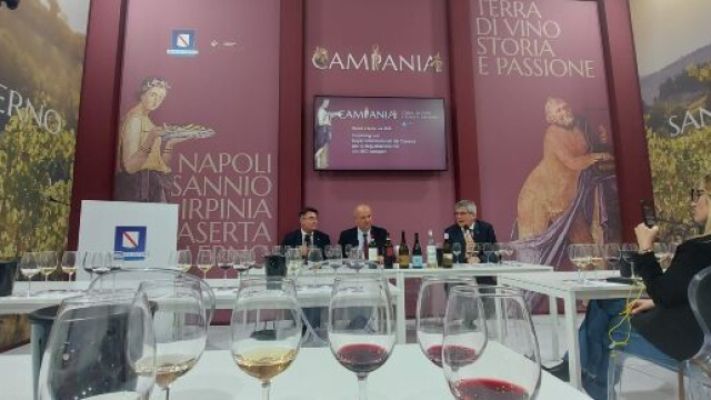 Vinitaly 2023: protagoniste le piccole aziende, tra i trend l'Orange wine.