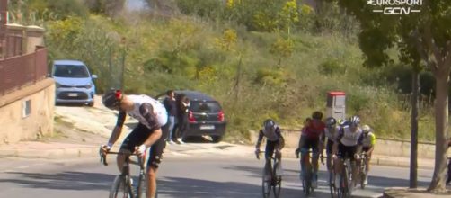 Finn Fisher Black vince la prima tappa del Giro di Sicilia.