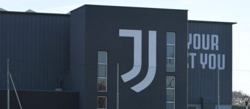 Juventus: la Procura della Federcalcio accusa il club di aver violato la lealtà sportiva.