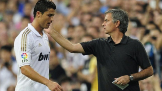 José Mourinho pourrait retrouver Cristiano Ronaldo en Arabie Saoudite (Screenshoot Twitter @Xenozzz_)