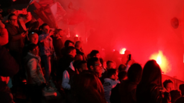 Tifosi allo stadio in crescita.