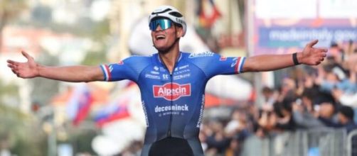 Ciclismo, Mathieu Van der Poel, vincitore di Sanremo e Roubaix