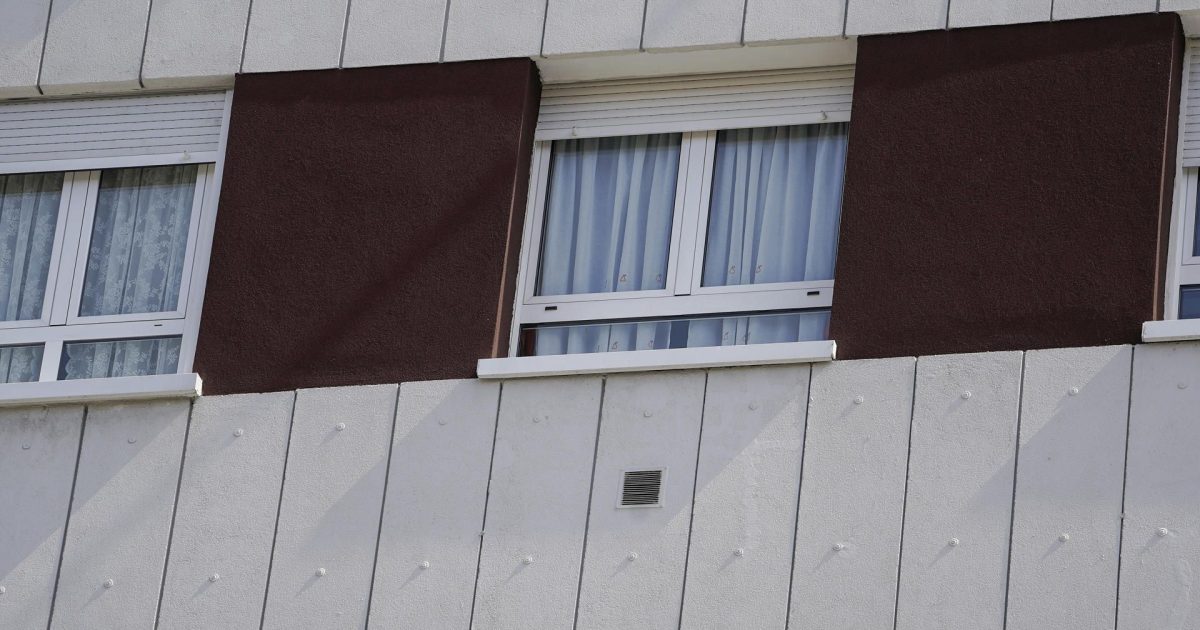 Muere la madre que se tiró desde un quinto piso con su hija de 7 años