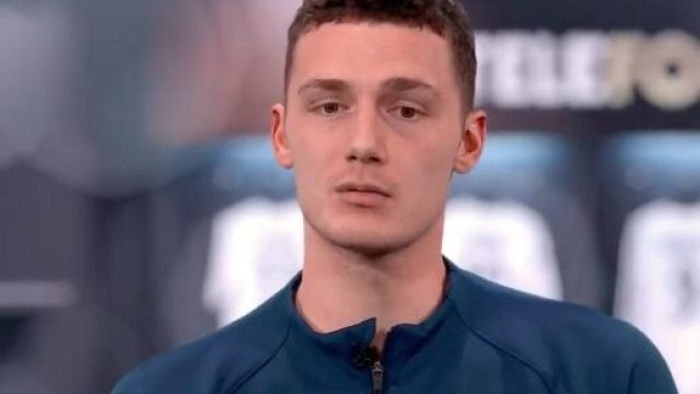 Benjamin Pavard décisif contre l'Irlande avec l'équipe de France. (screenshot Twitter - @telefoot_TF1)