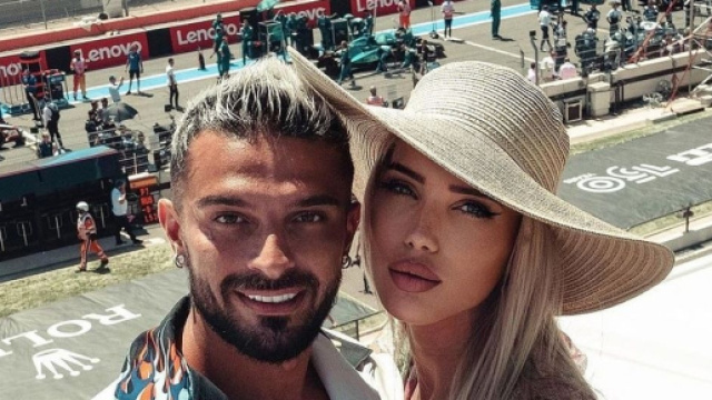 Manon Tanti confie ses doutes sur une personne proche de son mari Julien. Source : screenshot Instagram @manontanti