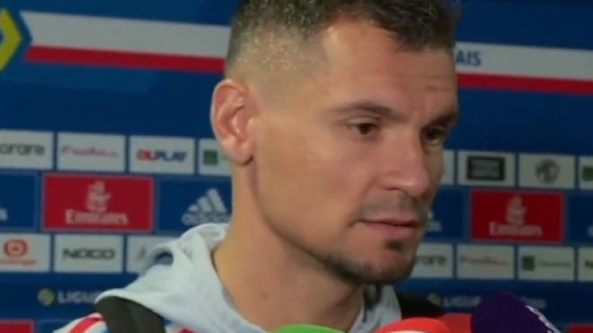 Dejan Lovren n'a pas pu cacher sa déception après la défaite dans le choc OL-OM. (screenshot twitter @lachainel'équipe)