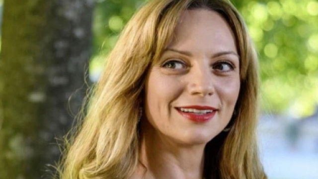 Tempesta d'amore, Ariane confessa la verità sulla sua gravidanza.