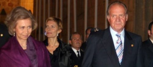 Juan Carlos I y Sofía de Grecia siempre habían aparentado normalidad pese a las sombras de las infidelidades del emérito (Wikimedia Commons)