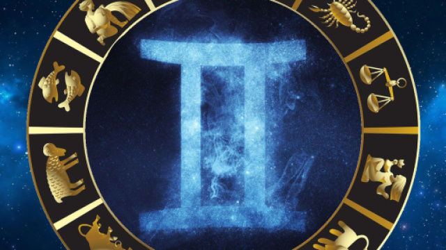 L'Oroscopo del 2 maggio per i dodici segni dello zodiaco.