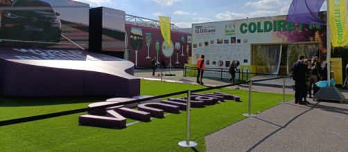 Ingresso della manifestazione vinicola, Vinitaly.